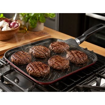 Vitrinor Burgundy Square Roaster 27cm-грил тиган от емайлирана стомана