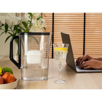 D3 Slim Max Filter Jug Black - кана за пречистване на вода 2.7л